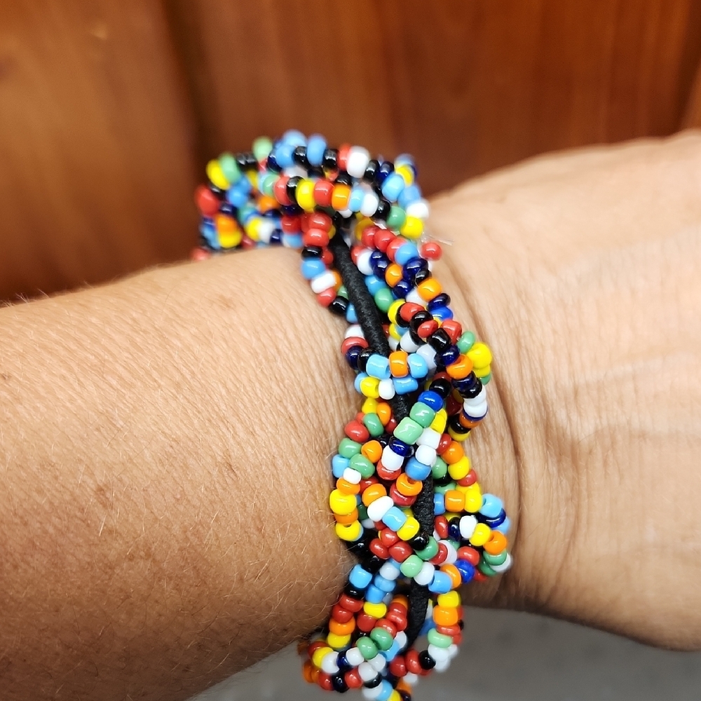Colorful Beaded Bracelet Set - Picture 4 of 6